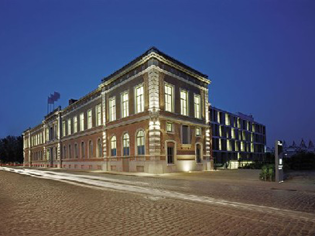 Projectfoto-Cappetijn-hoofdkantoor-Bank-Van-Breda-Antwerpen